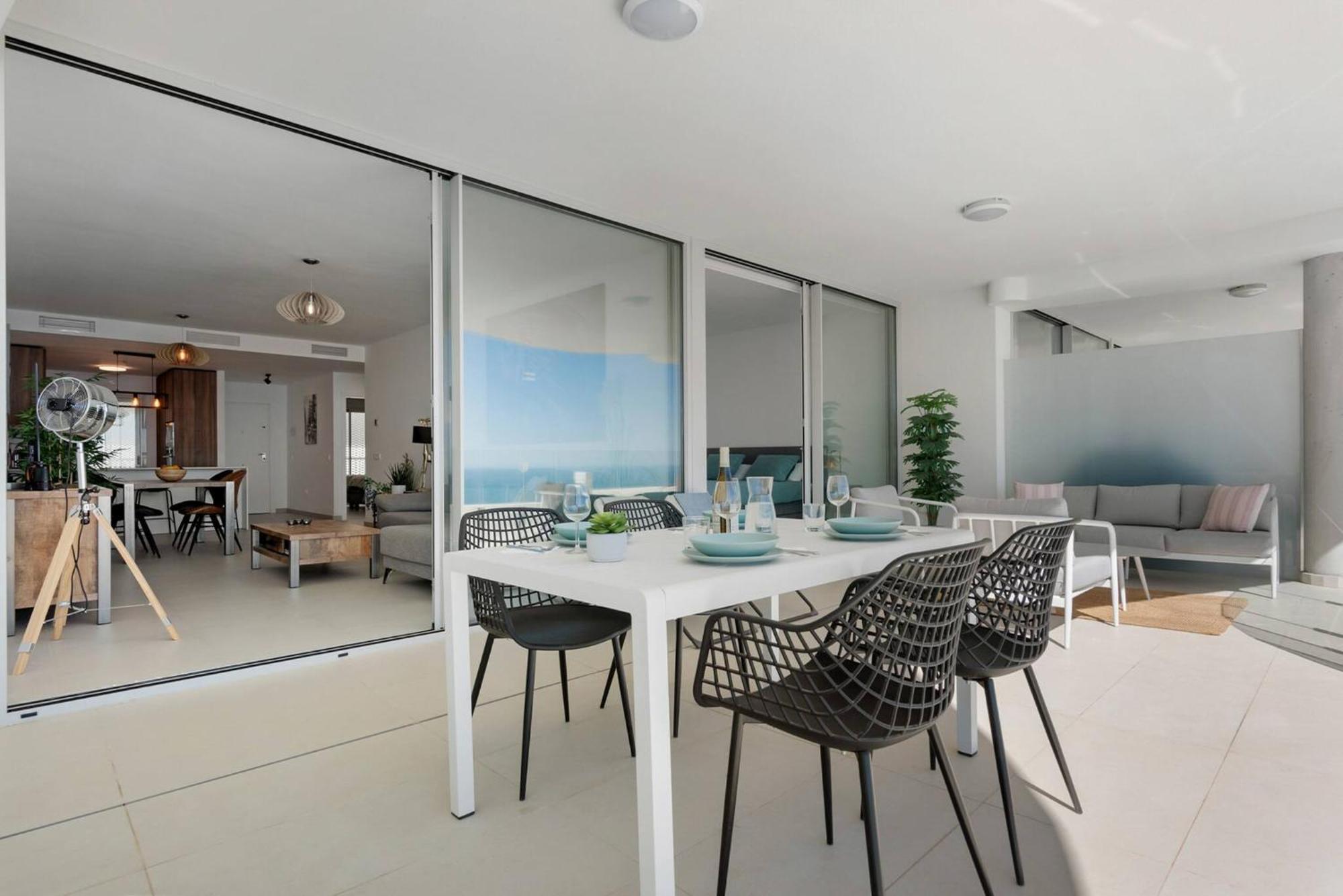 Apartamento Panoramic Sea View Stupa Hills