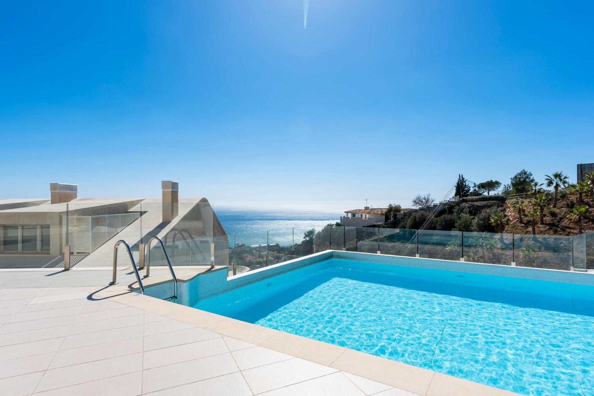Panoramic Sea View Stupa Hills Apartamento Benalmádena