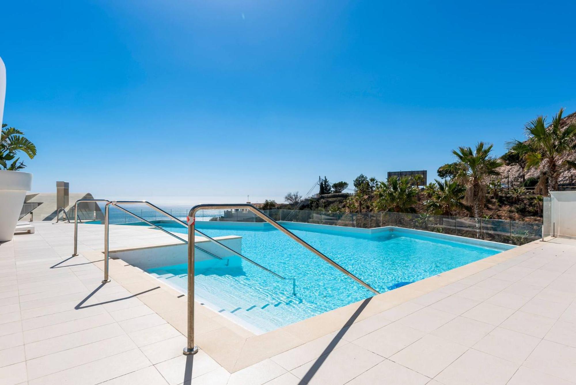 Apartamento Panoramic Sea View Stupa Hills